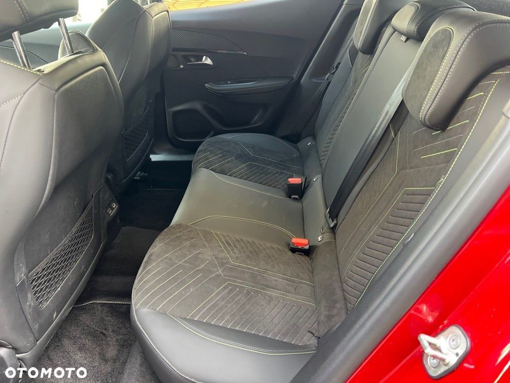 Peugeot 2008 1.2 PureTech GT Line S&S EAT8 - 10