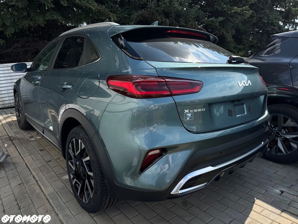 Kia XCeed 1.5 T-GDI Business Line DCT - 2