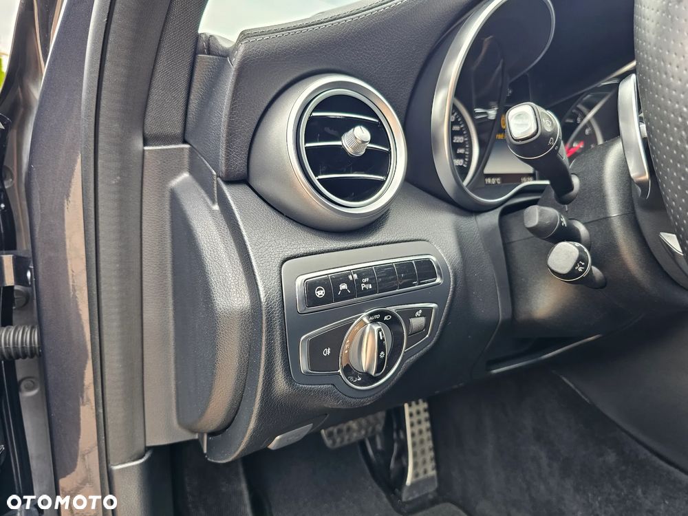 Mercedes-Benz Klasa C 400 4Matic 7G-TRONIC AMG Line - 8
