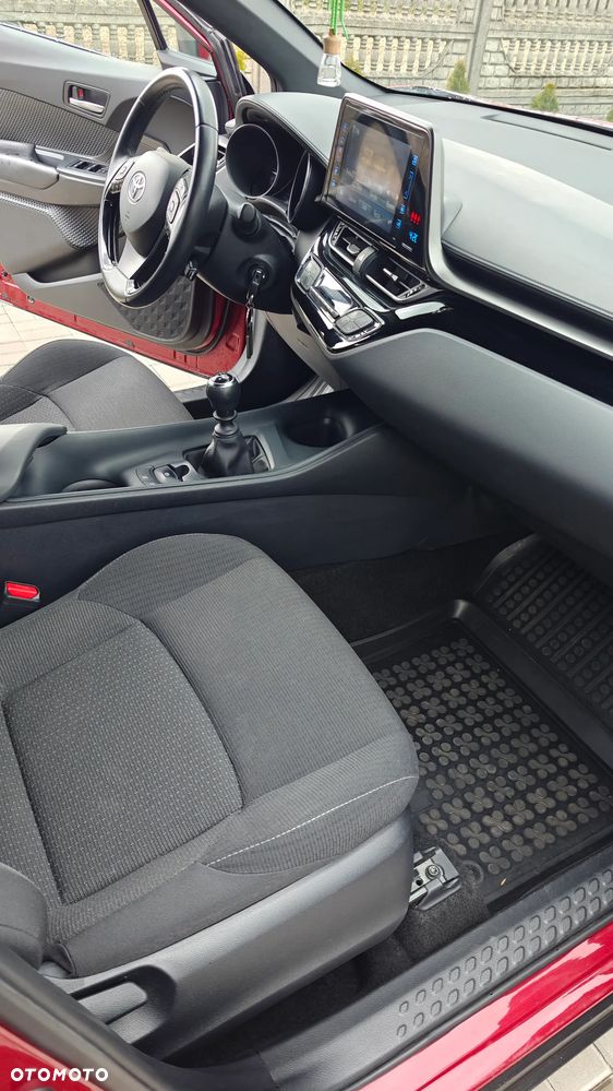 Toyota C-HR 1.2 T Prestige - 13