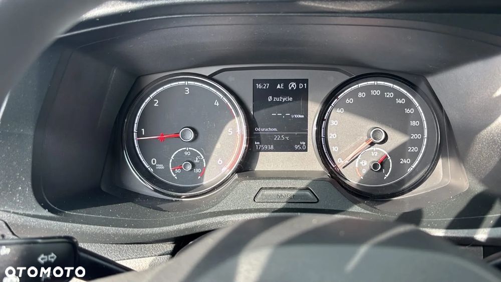 Volkswagen Transporter - 41