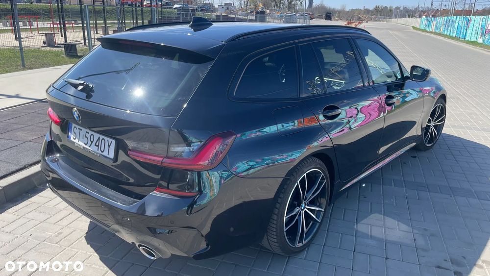 BMW Seria 3 320d Sport Line - 4