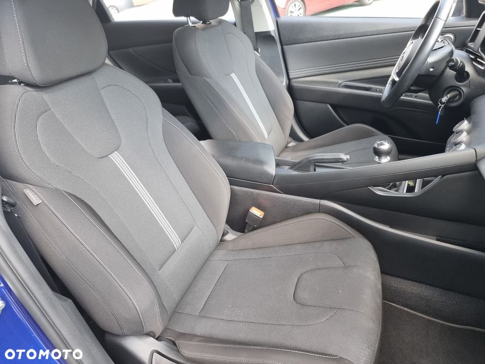 Hyundai Elantra 1.6 Modern - 20