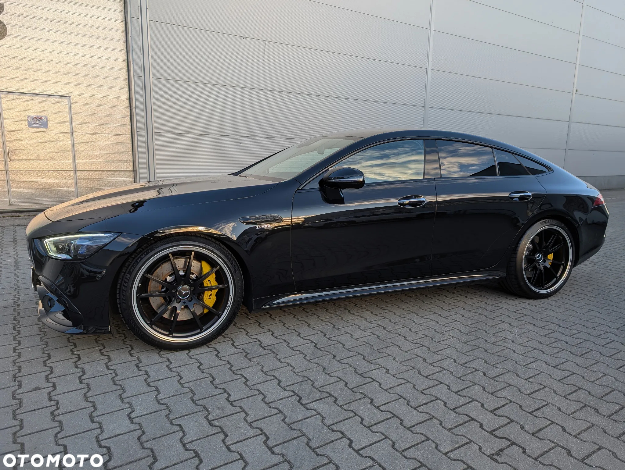 Mercedes-Benz AMG GT 53 4-Matic+ - 10