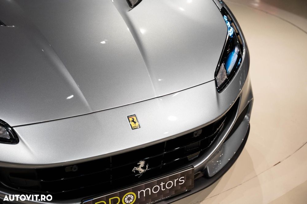 Ferrari Portofino - 7