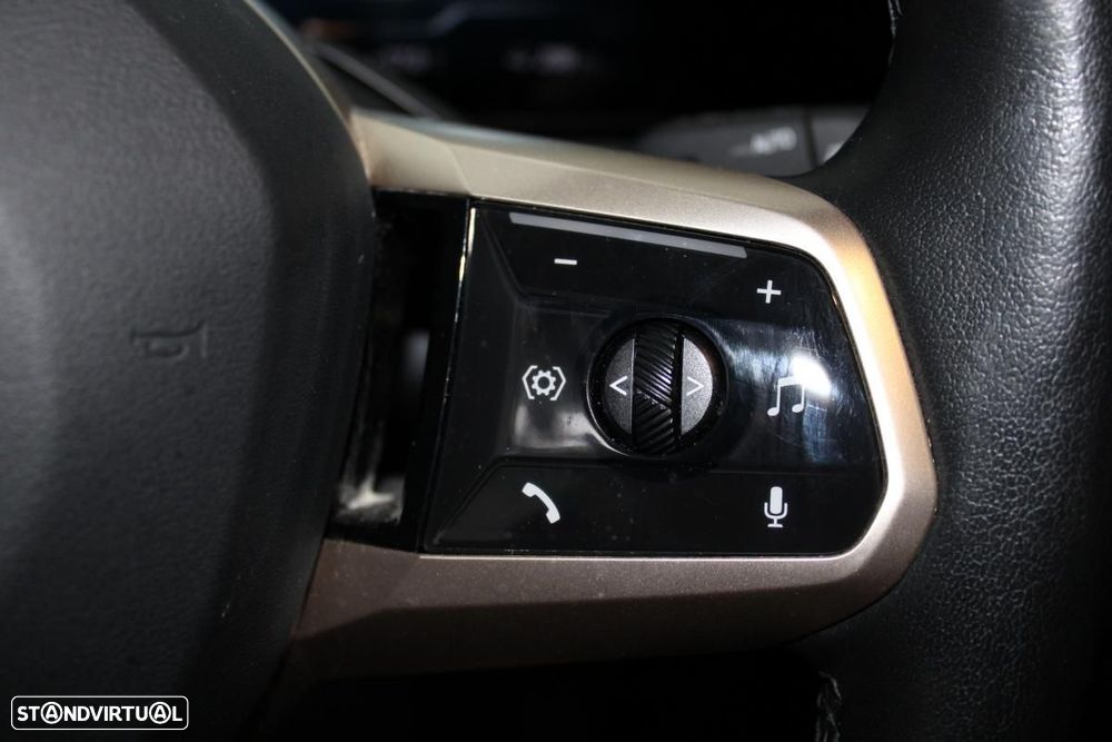 BMW iX xDrive 40 Pack Desportivo - 19