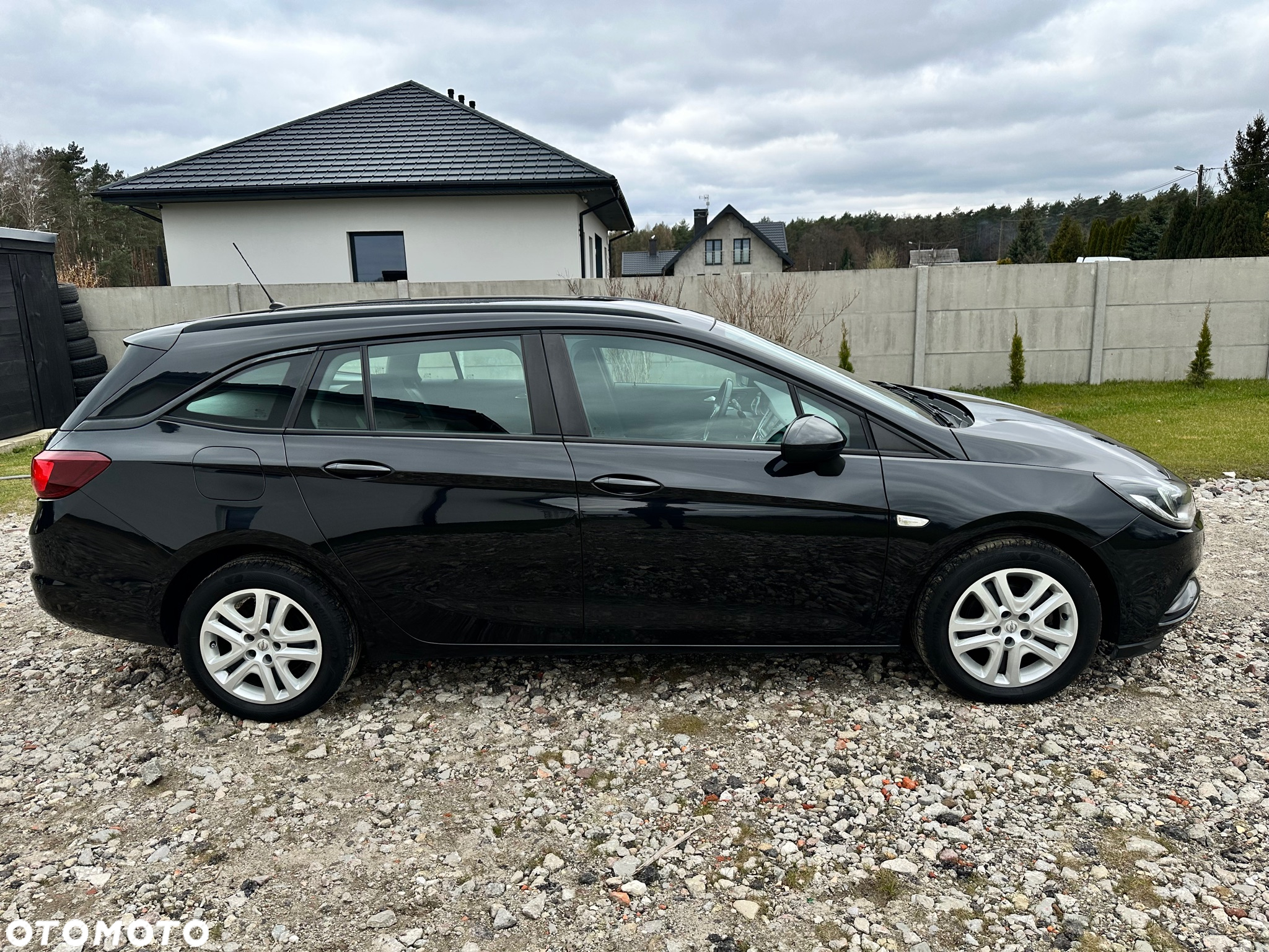 Opel Astra V 1.4 T Enjoy - 4