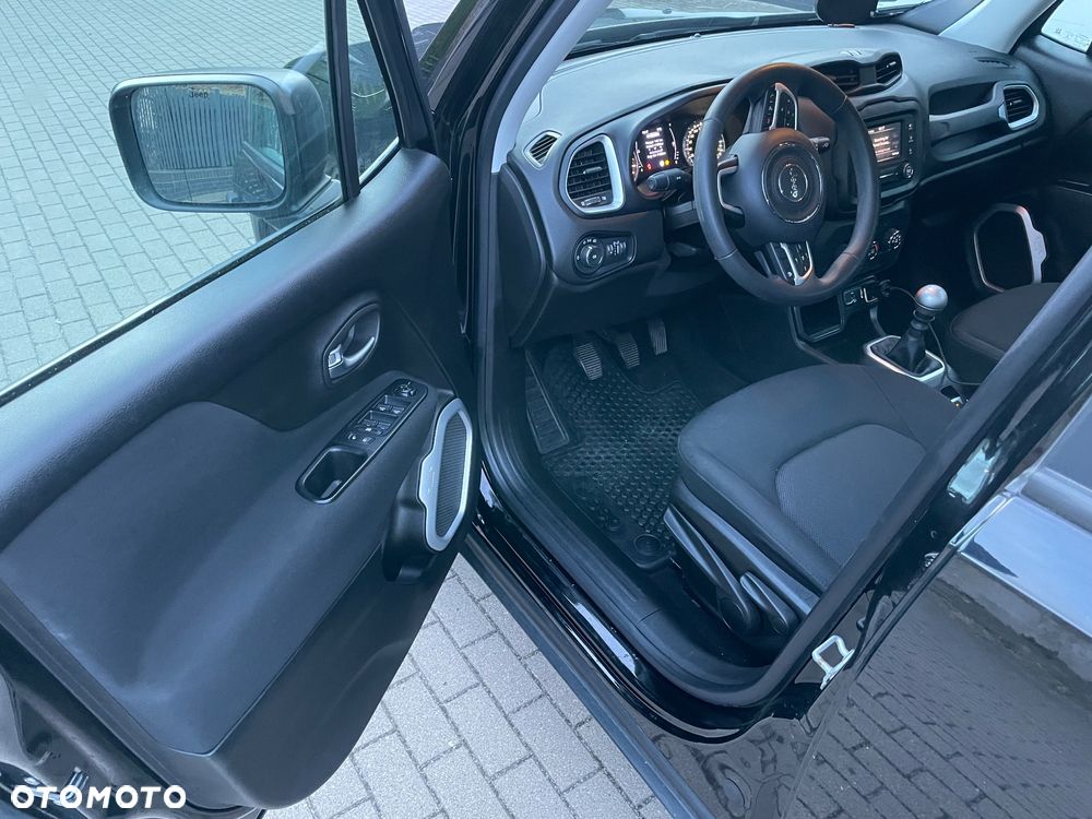 Jeep Renegade - 23