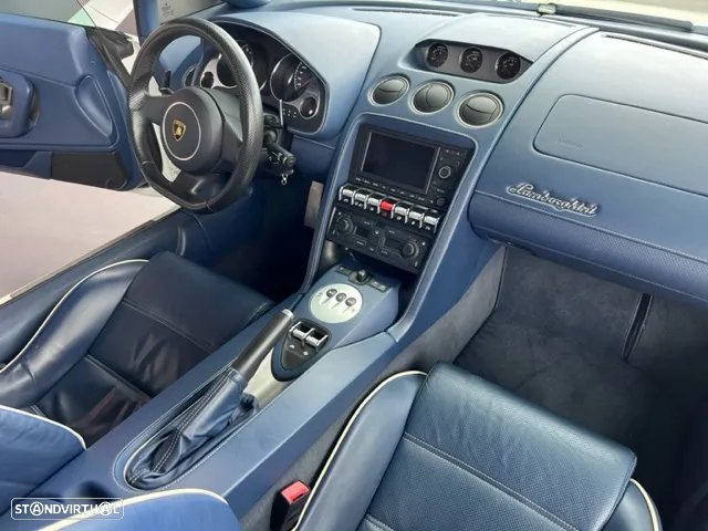Lamborghini Gallardo LP560-4 Spyder E-Gear - 14