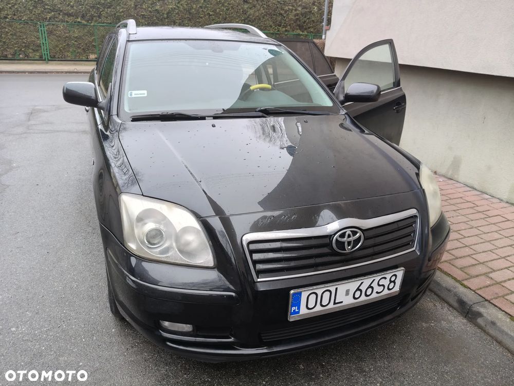 Toyota Avensis 1.8 VVT-i Combi - 1