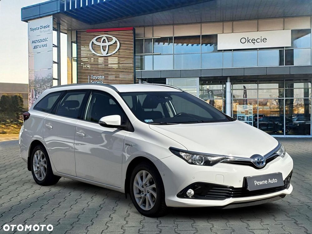 Toyota Auris Hybrid 135 Premium - 7