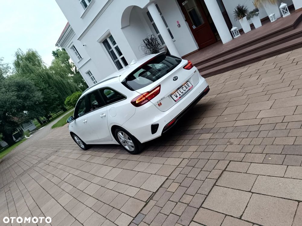 Kia Ceed 1.4 L Business Line Plus - 19