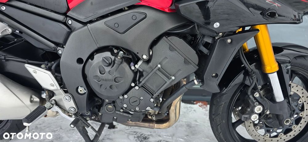Yamaha FZ - 12
