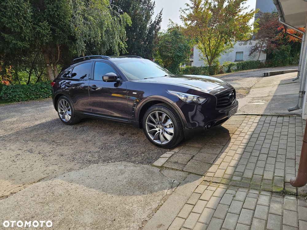 Infiniti QX70 - 3