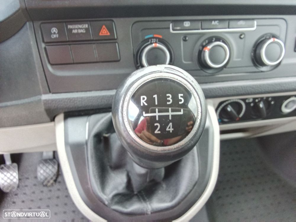 VW Transporter 2.0 TDI BM Extra AC - 22