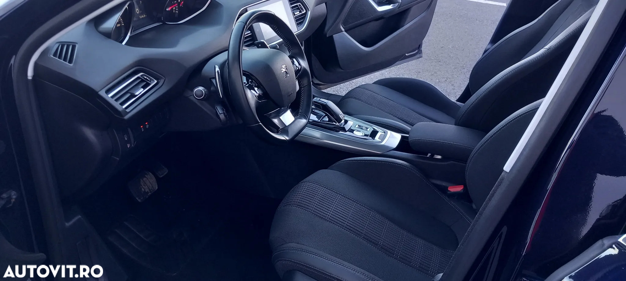 Peugeot 308 BlueHDi 130 EAT8 Allure Pack - 7
