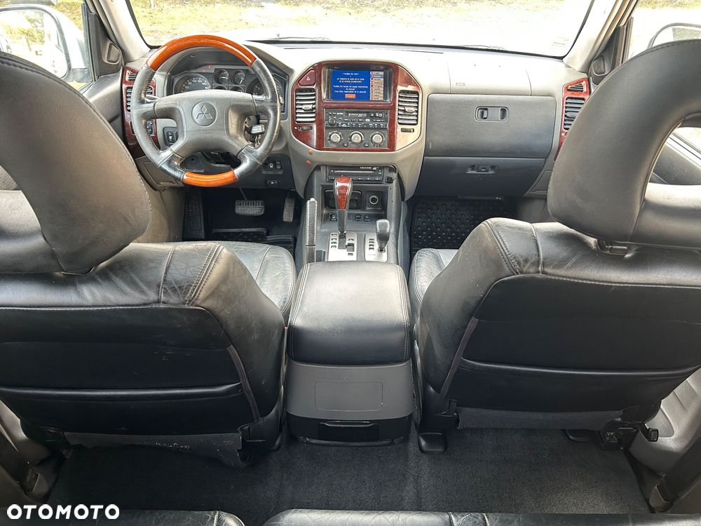 Mitsubishi Pajero 3.2 DI-D Automatik Instyle - 17