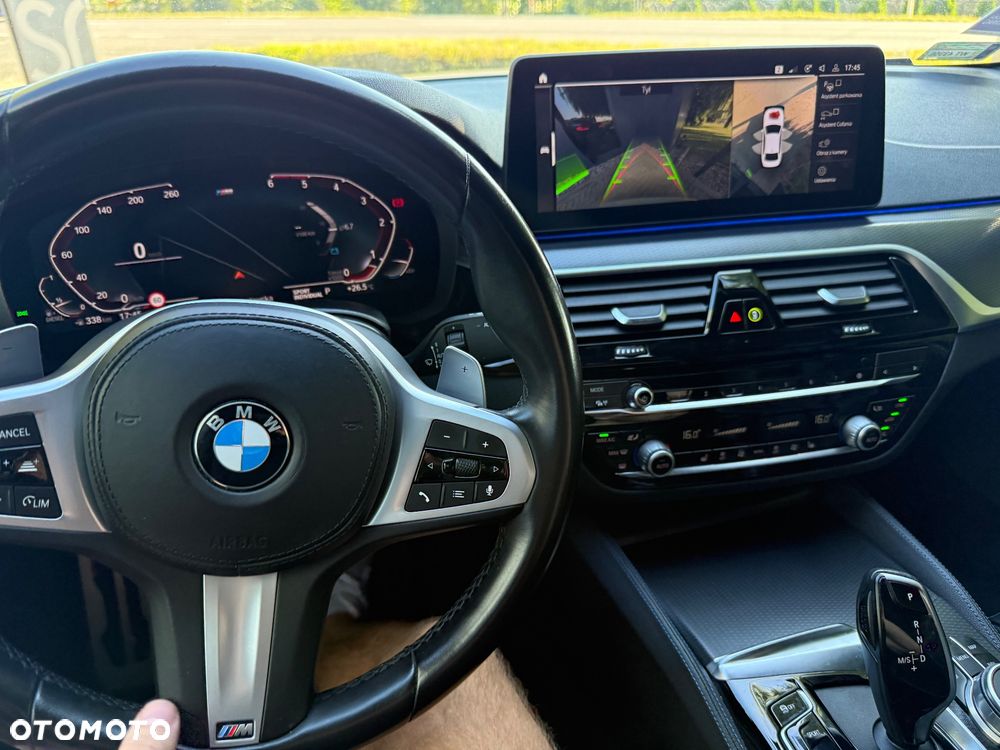 BMW Seria 5 520d xDrive MHEV M Sport sport - 34