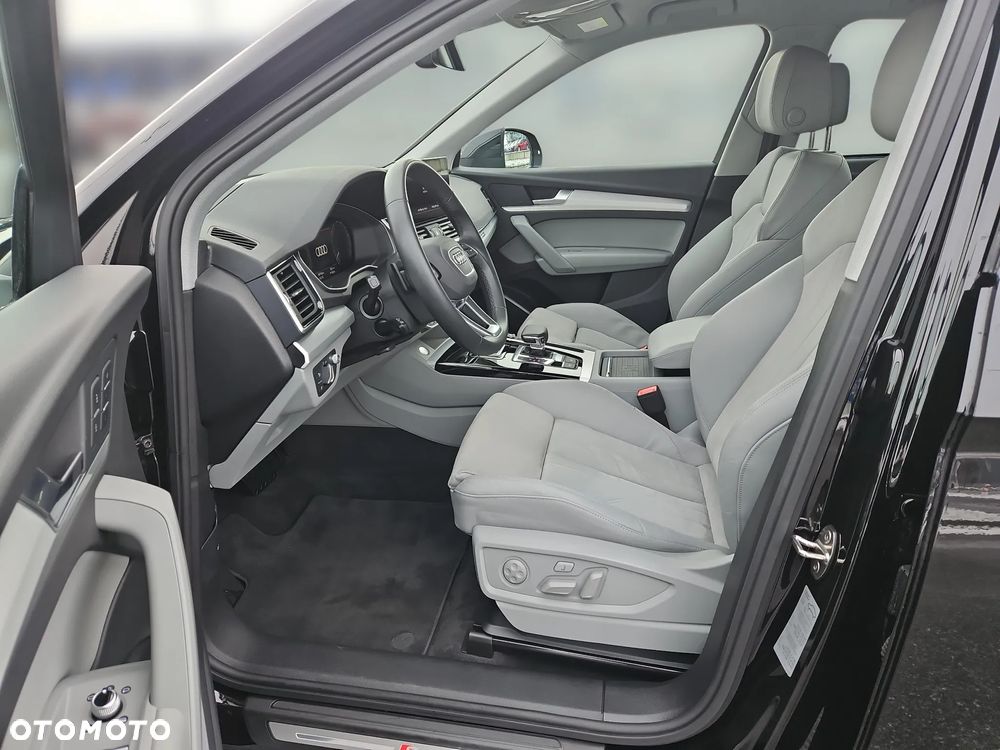 Audi Q5 50 TFSIe quattro S tronic S line business - 9