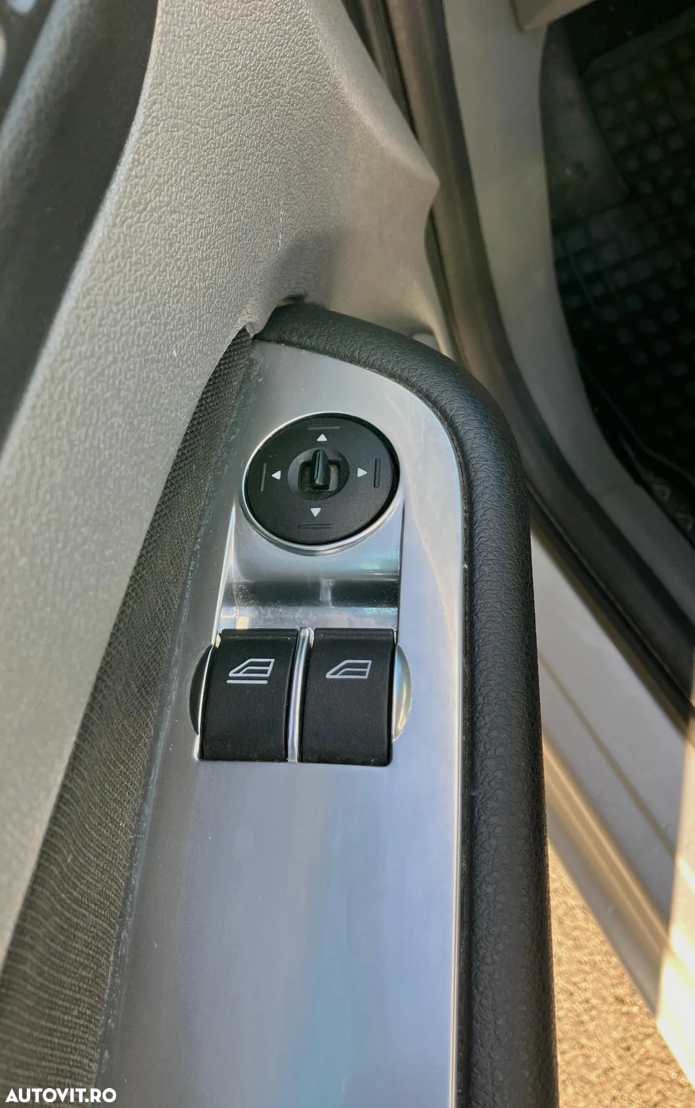 Ford Focus 1.6 TDCi DPF Ambiente - 7