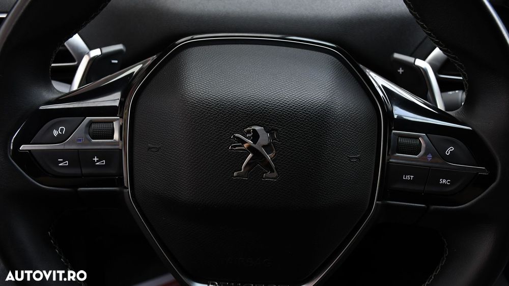 Peugeot 3008 PHEV 300 EAT8 4X4 Allure Pack - 29