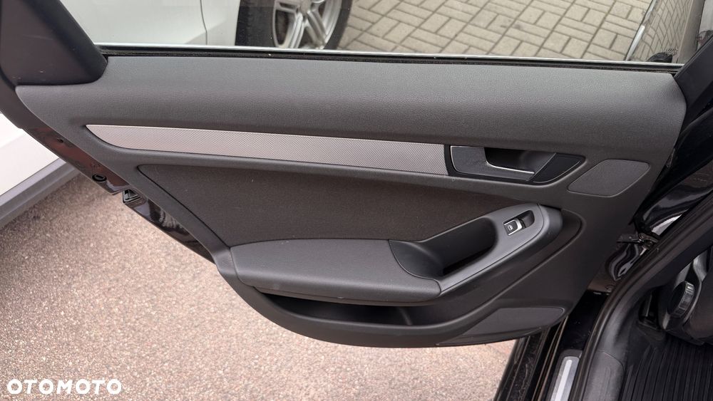 Audi A4 Avant - 11