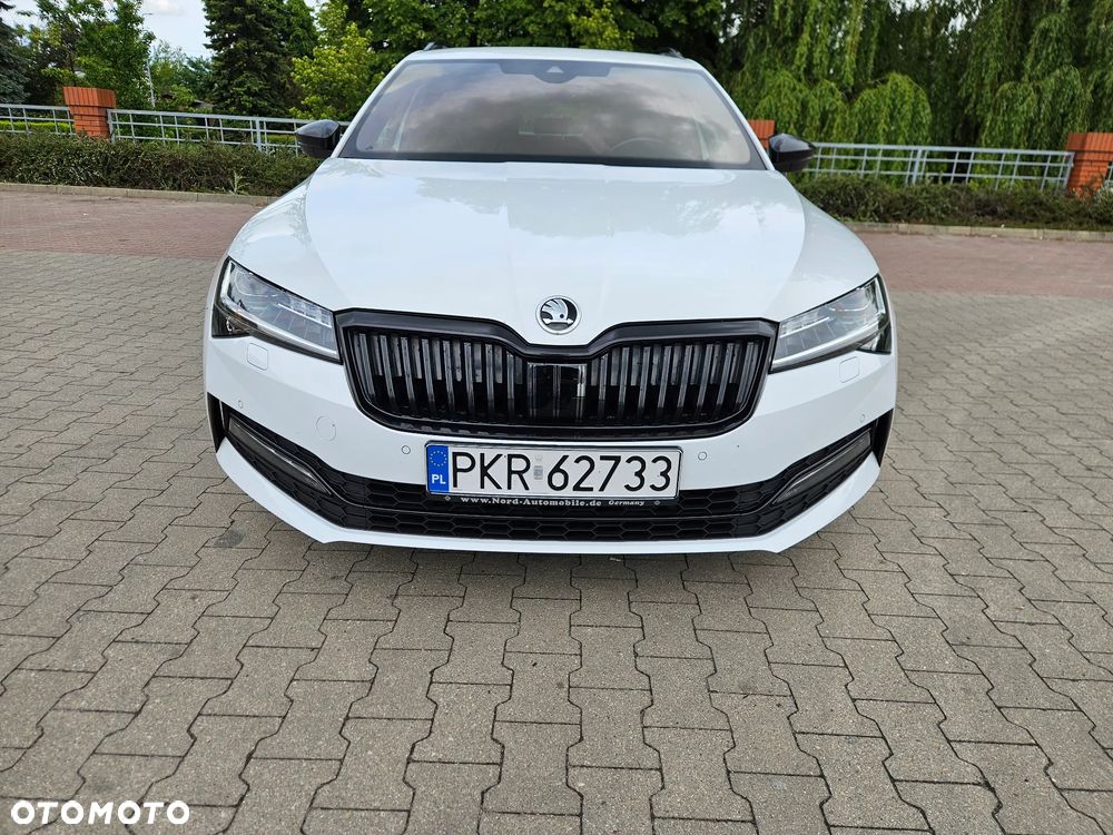 Skoda Superb 2.0 TDI Sportline DSG - 2