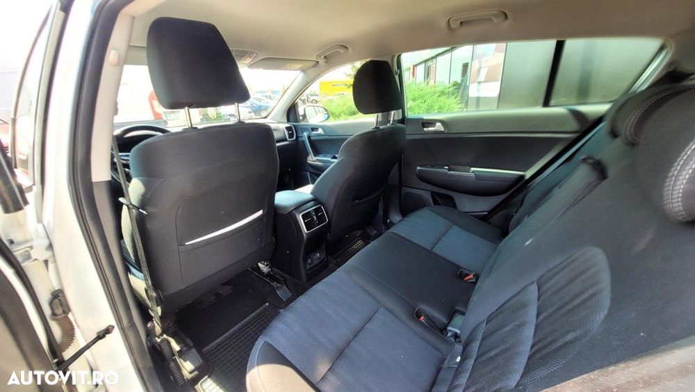 Kia Sportage 1.6 T-GDI 6MT 4x4 Classic - 14