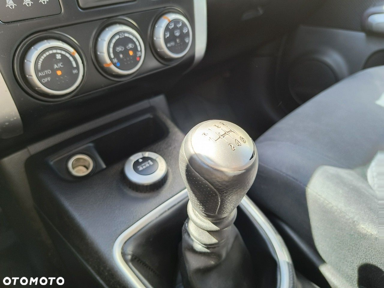Nissan X-Trail - 22