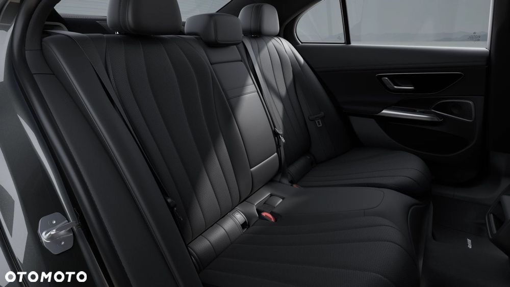 Mercedes-Benz Klasa E 220 d mHEV 4-Matic AMG 9G-Tronic - 12