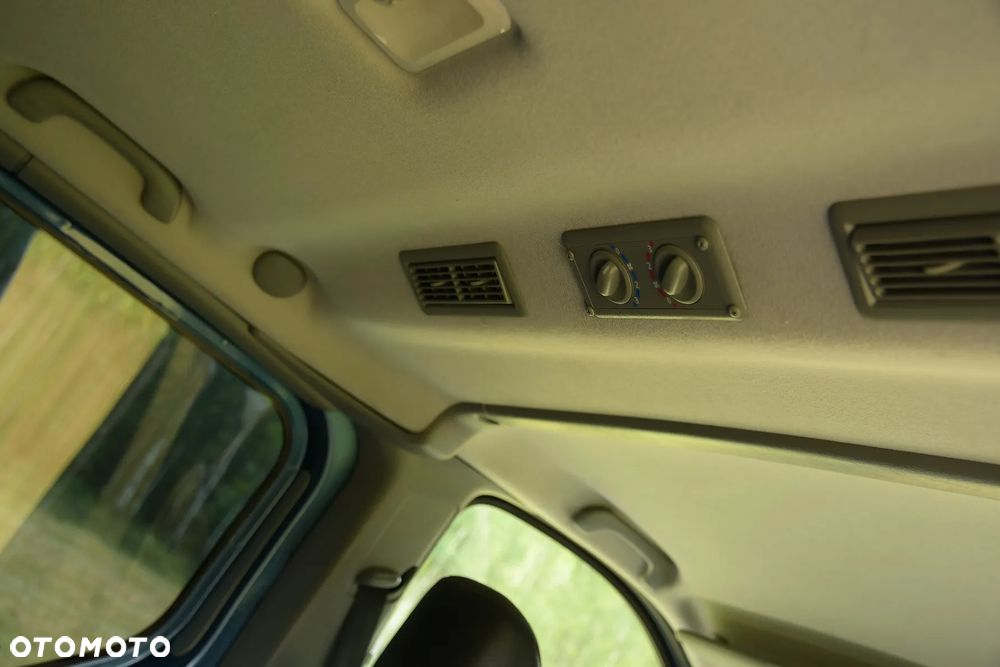 Renault Trafic Passenger Privilège - 25