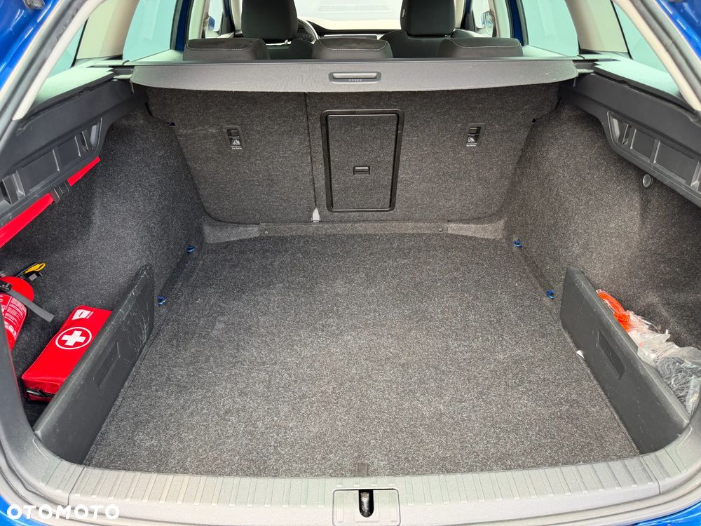 Skoda Octavia 2.0 TDI Ambition DSG - 27
