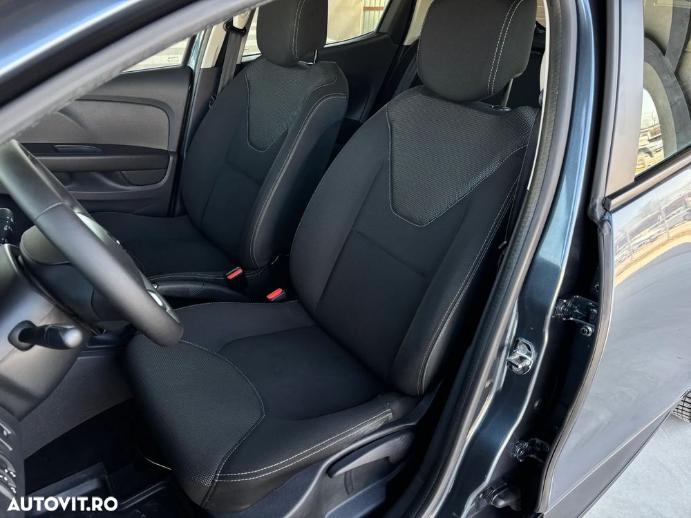 Renault Clio TCe Life - 28