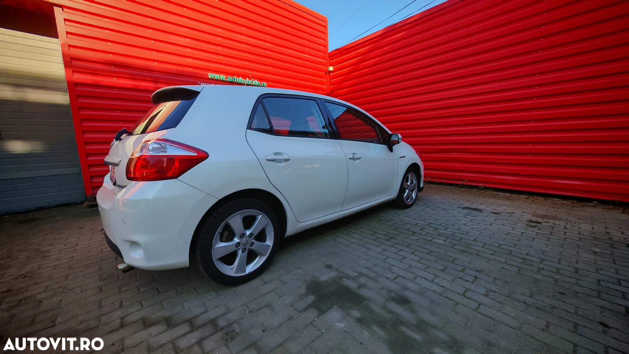 Toyota Auris 1.8 Hybrid Life - 9