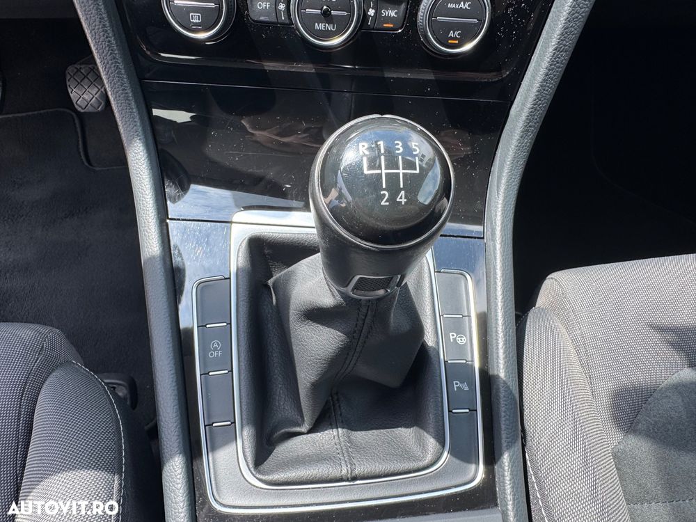 VOLKSWAGEN Golf 2015 — imagine 12