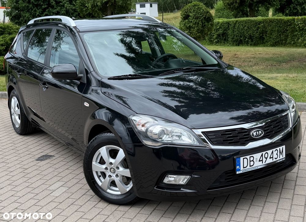 Kia Ceed 1.4 CVVT Dream-Team Edition - 21