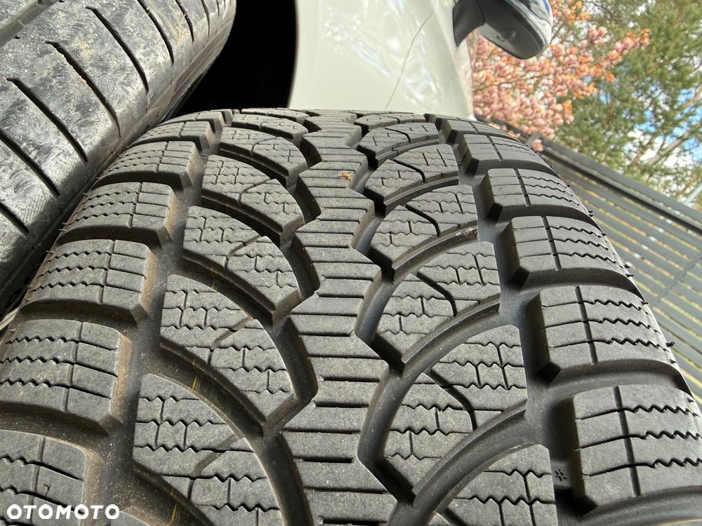 Mercedes-Benz Klasa C 220 d 4Matic 9G-TRONIC AMG Line - 26