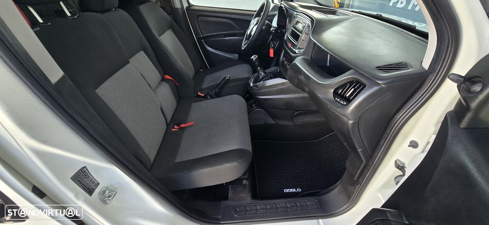 Fiat Doblo Maxi - 12