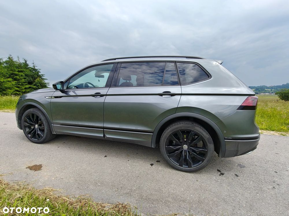 Volkswagen Tiguan Allspace - 22