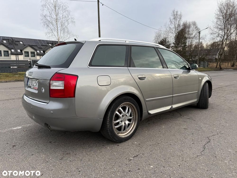 Audi A4 Avant 1.8 T multitronic - 11