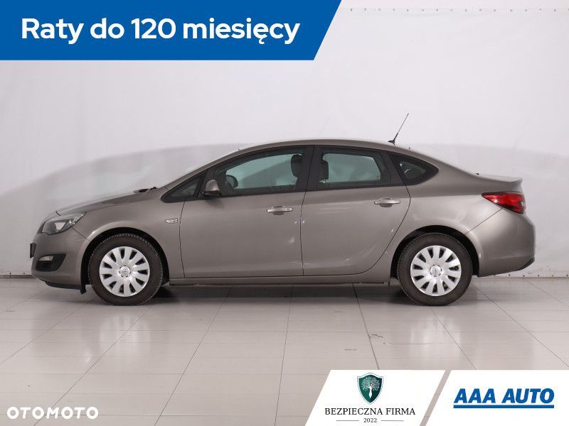 Opel Astra - 4