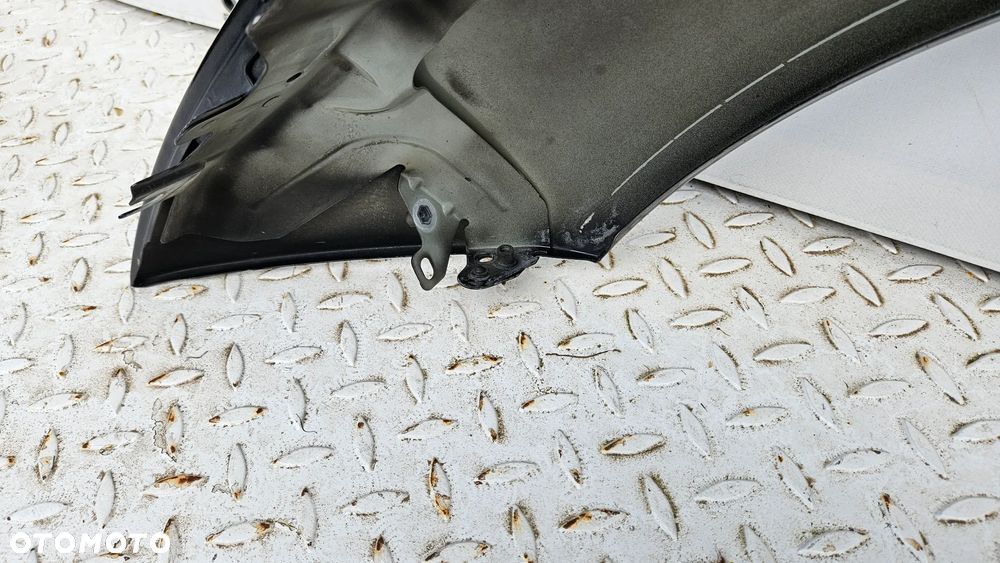 Jaguar XJ 351 Błotnik przód prawy Błotnik przedni prawy PEF - 18