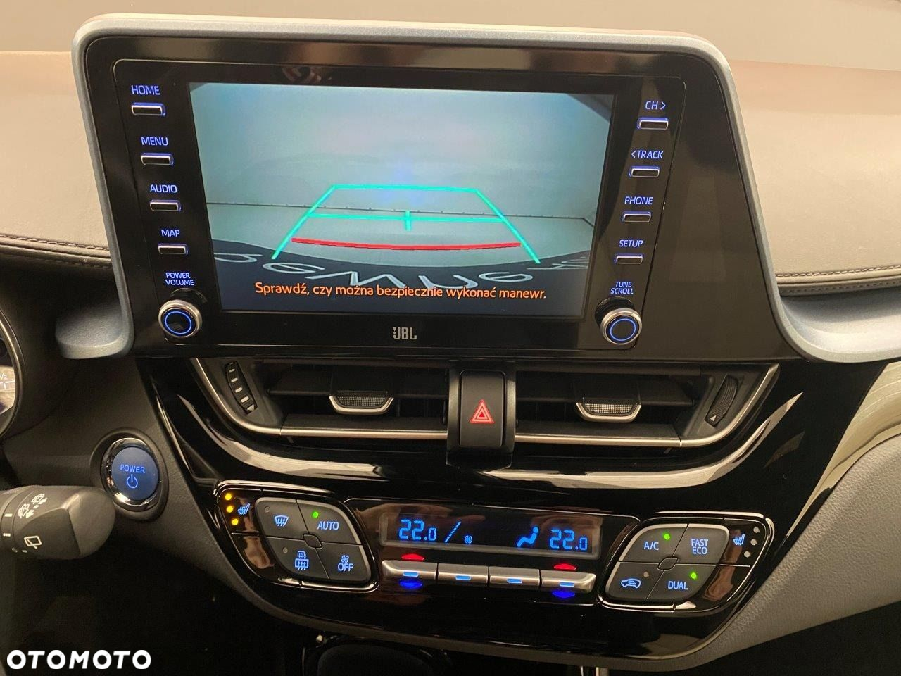 Toyota C-HR - 15