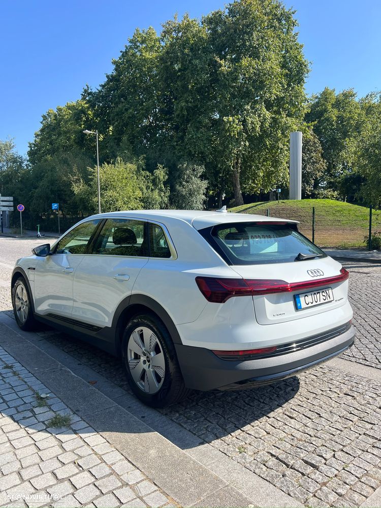 Audi e-tron 50 quattro - 12