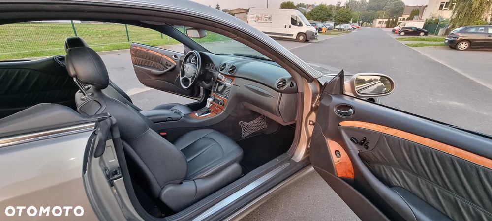 Mercedes-Benz CLK Coupe 500 Avantgarde - 15