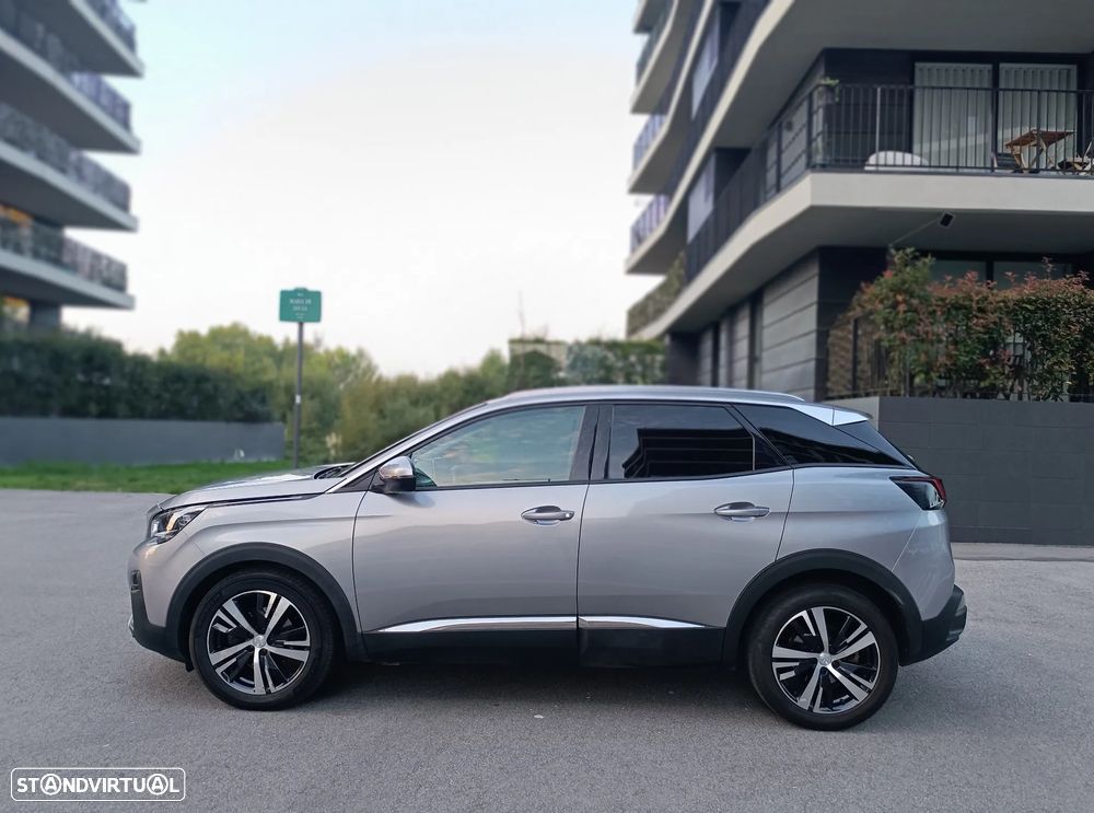 Peugeot 3008 1.5 BlueHDi Allure EAT8 - 11