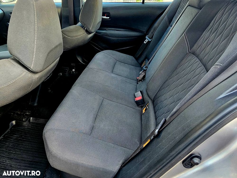 Toyota Corolla - 7