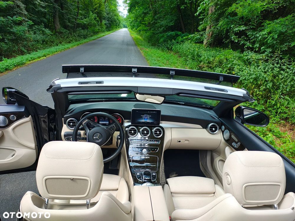 Mercedes-Benz Klasa C 300 9G-TRONIC Edition 1 - 10