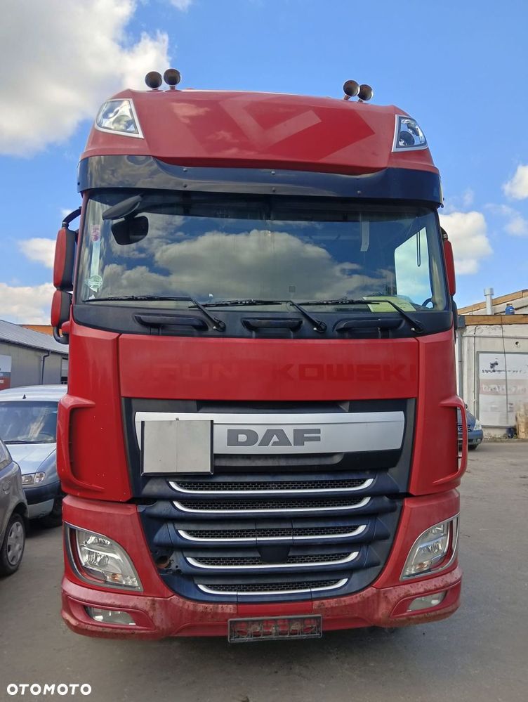 Licznik (Kierownica, Maska, Zderzak, Części Silnikowe) DAF XF 106 Euro 6 440 10.8 440 Km 2016 R - 1