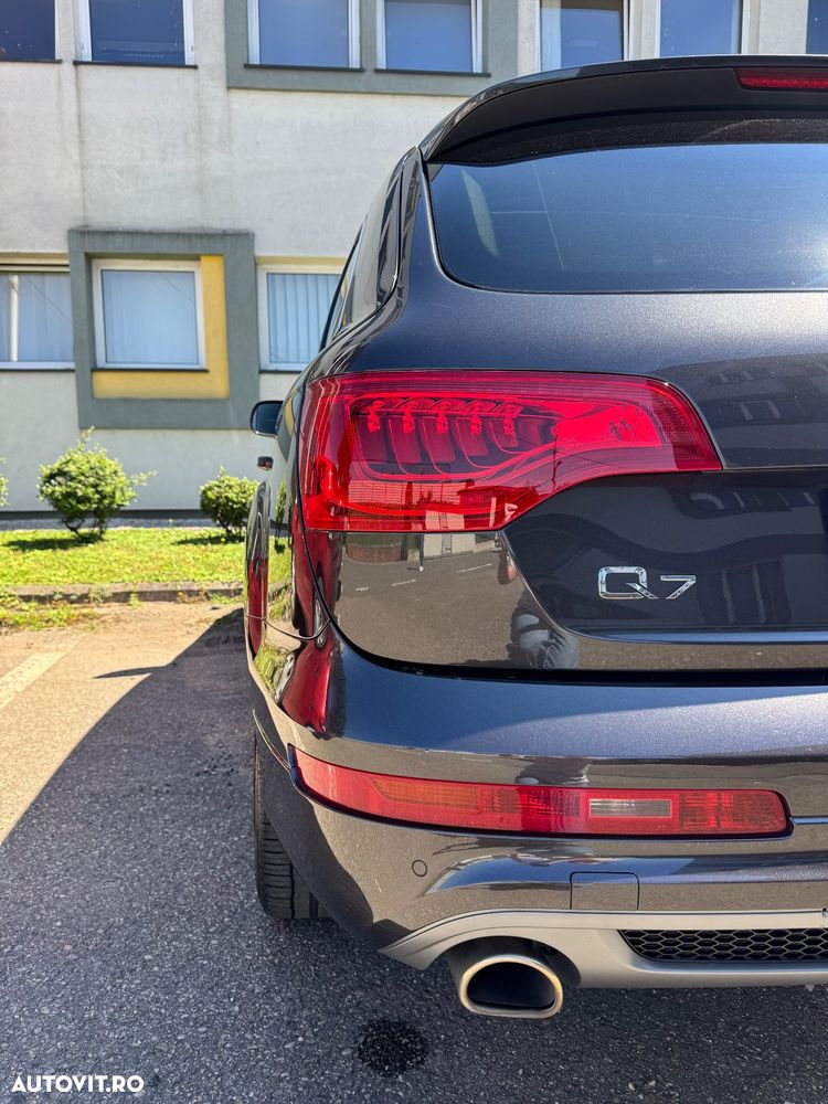 Audi Q7 - 8